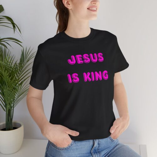 Jesus Is King - Pink - Unisex T-shirt